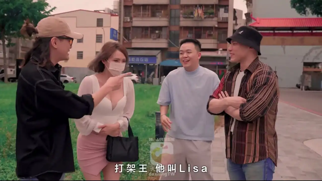 巨乳人妻床上3p开干，骚穴被鸡巴猛插抽送，榨干猛男精液-百宝袋