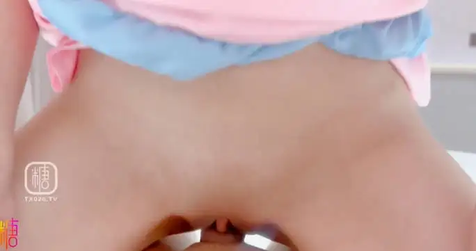 图片[3]-带妹妹躺飞的奖励 口足穴侍奉肉棒 白虎穴疯狂榨精口爆
