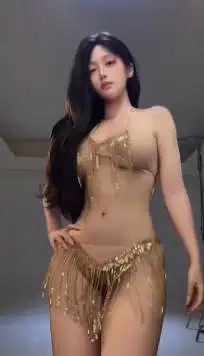 图片[1]-推特【姝姬娘娘】露脸付费私拍福利！颜值巨乳情趣制服，裸舞诱惑！[180 MB]