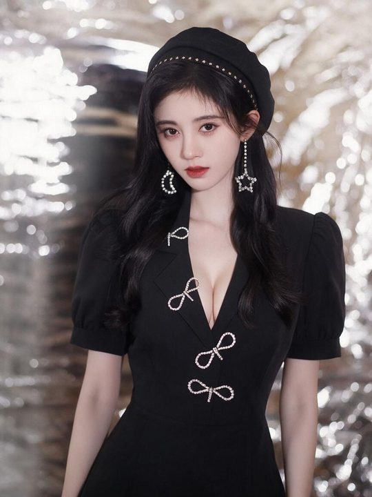 AI换脸 鞠婧祎海报